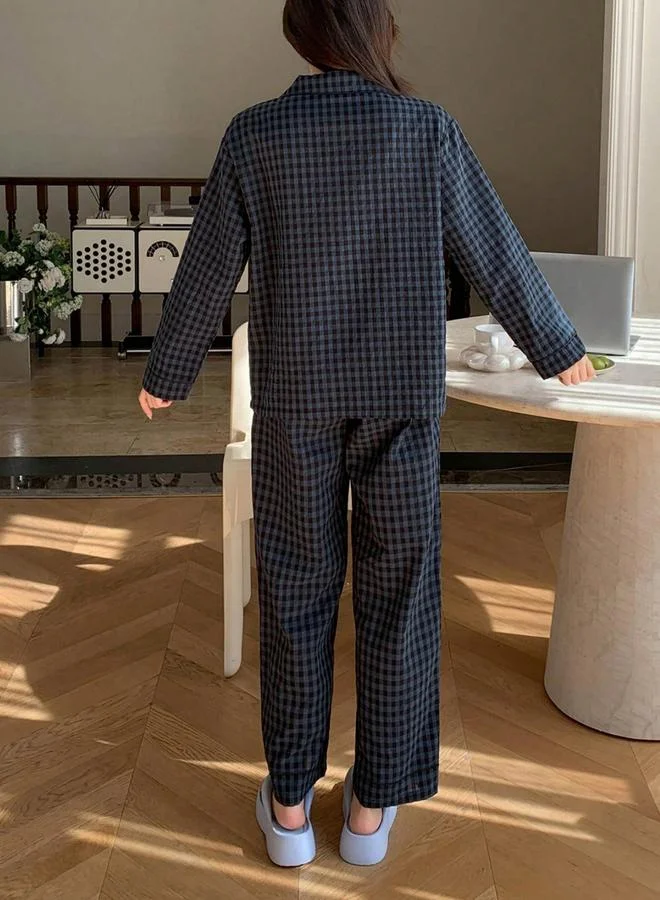 تايك تو طقم بيجاما بمقاس كبير من بنطال وبلوزة بتفاصيل جيب